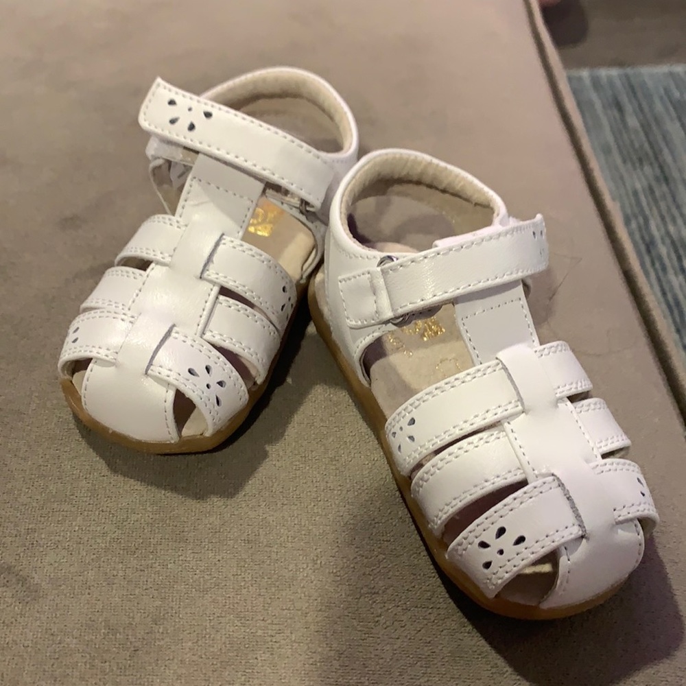 - Brand new, never worn leather toddler sand…